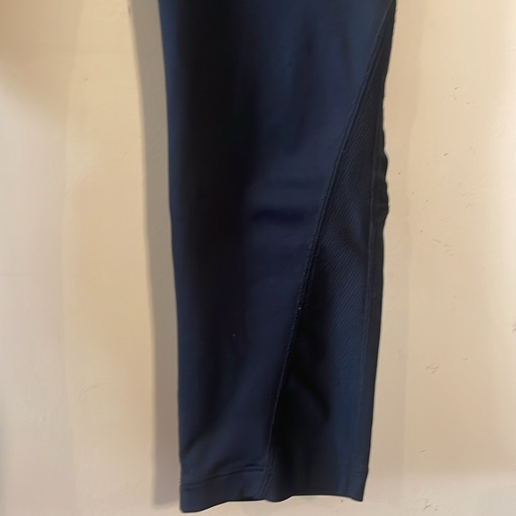 Nike Running Dri-Fit Black Capri Leggings Size Small - Picture 7 of 16